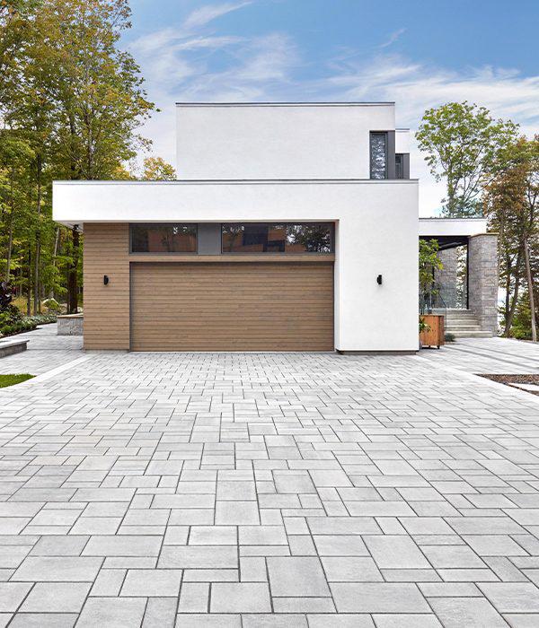 Techo-Bloc 2021 design ideas by space front yards driveway